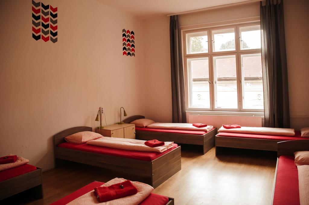 2Night Hostel Budapesta Exterior foto