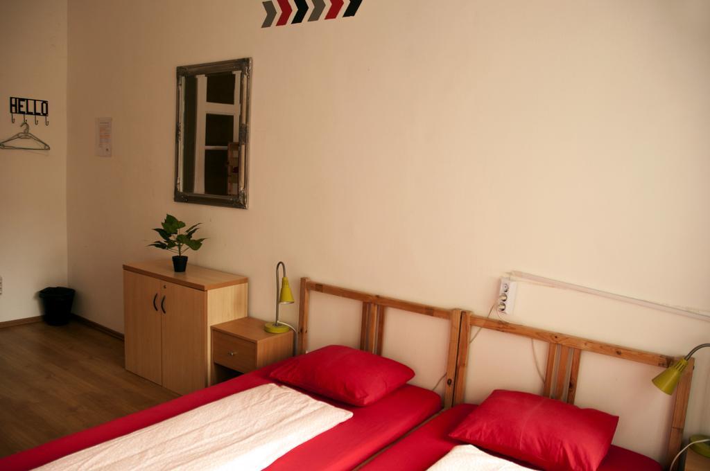 2Night Hostel Budapesta Exterior foto